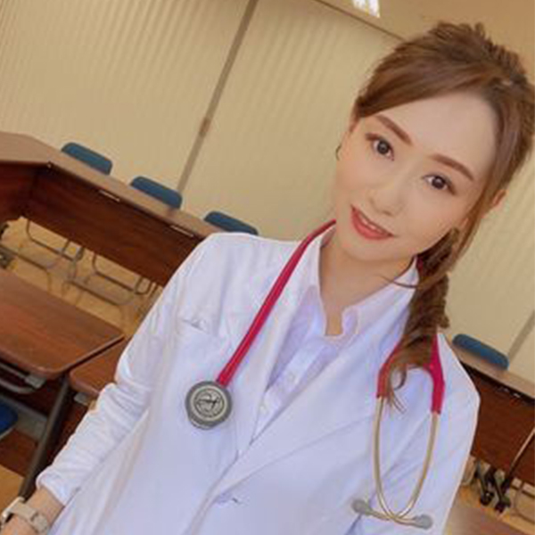 医学部学生 林田 佳奈