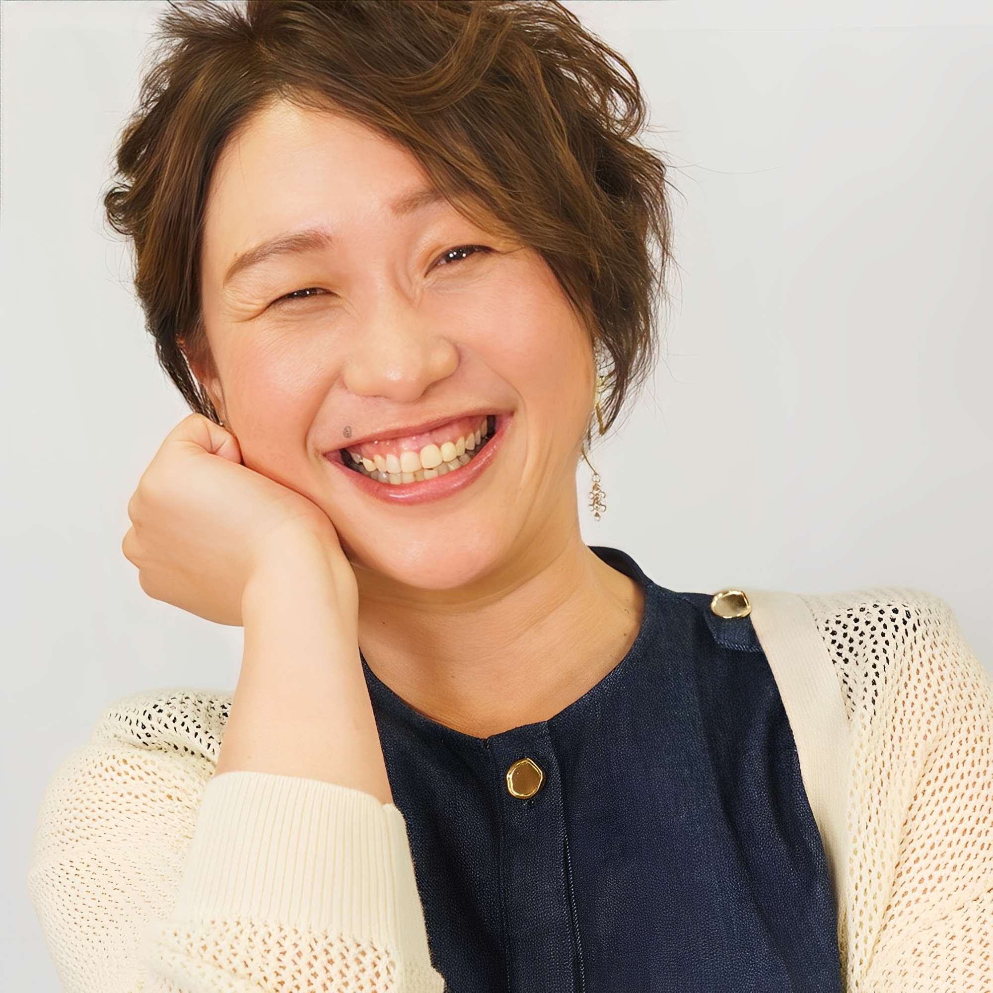 峯崎明菜